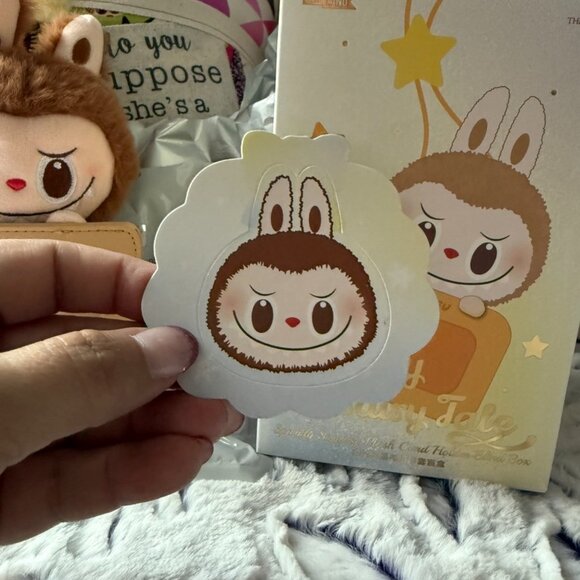 POP LAND THE MONSTERS Twinkly Fairy Tale Plush Card Holder - Oak Brown - Picture 4 of 9